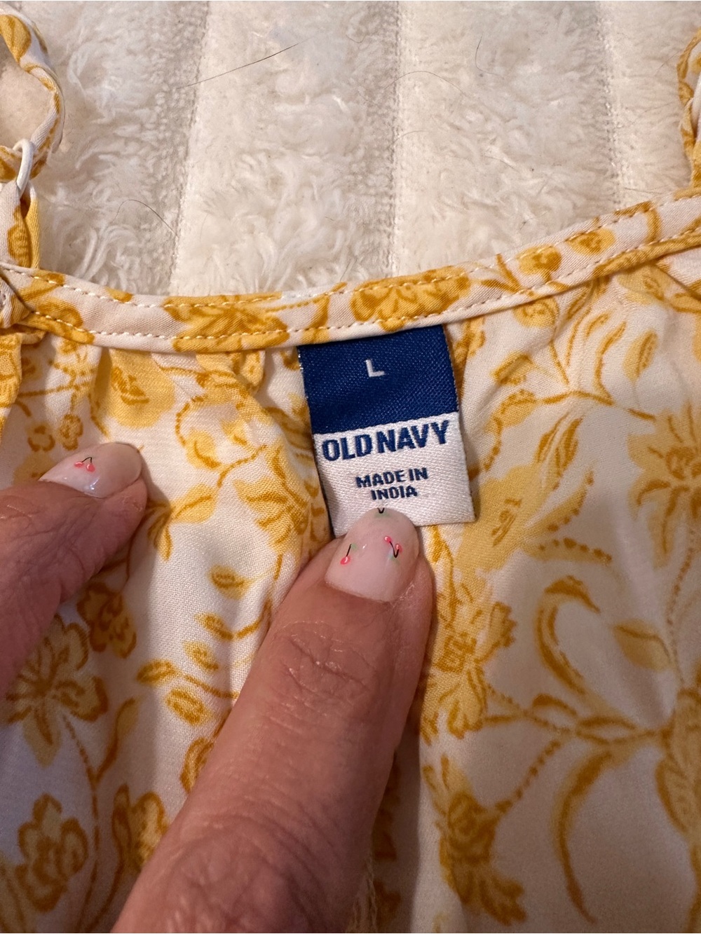 Old Navy Yellow and White Floral Maxi Dress - Picture 3 of 8